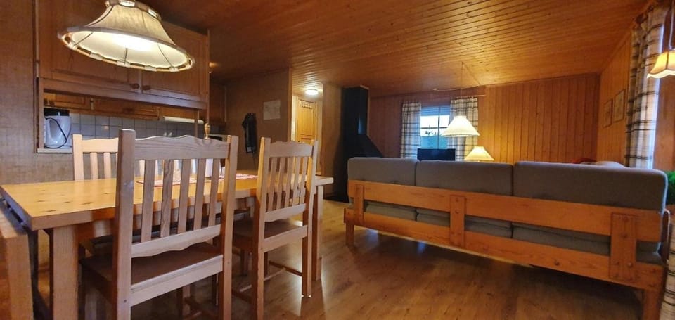 Sauna | Wi-Fi | Terrace | Wood stove | Cable TV House in Sweden