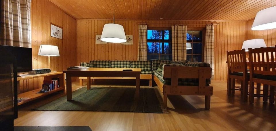 Sauna | Wi-Fi | Terrace | Wood stove | Cable TV House in Sweden