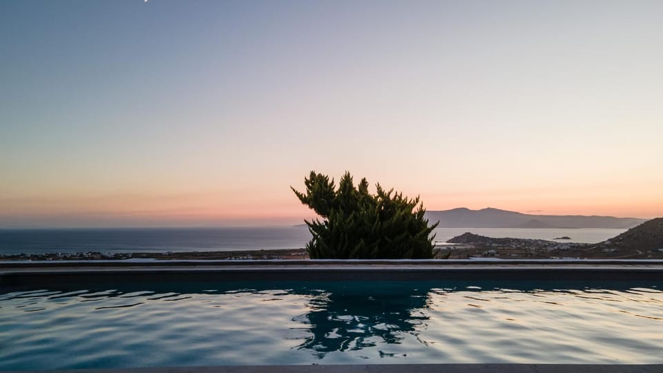 Sea view, Swimming pool