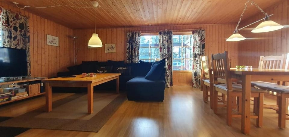Sauna | Wi-Fi | Terrace | Wood stove | Cable TV House in Sweden
