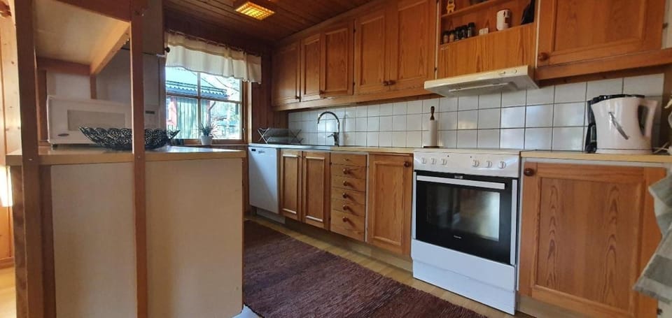 Sauna | Wi-Fi | Terrace | Wood stove | Cable TV House in Sweden