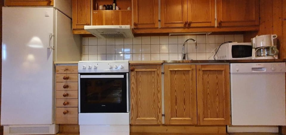 Sauna | Wi-Fi | Terrace | Wood stove | Cable TV House in Sweden