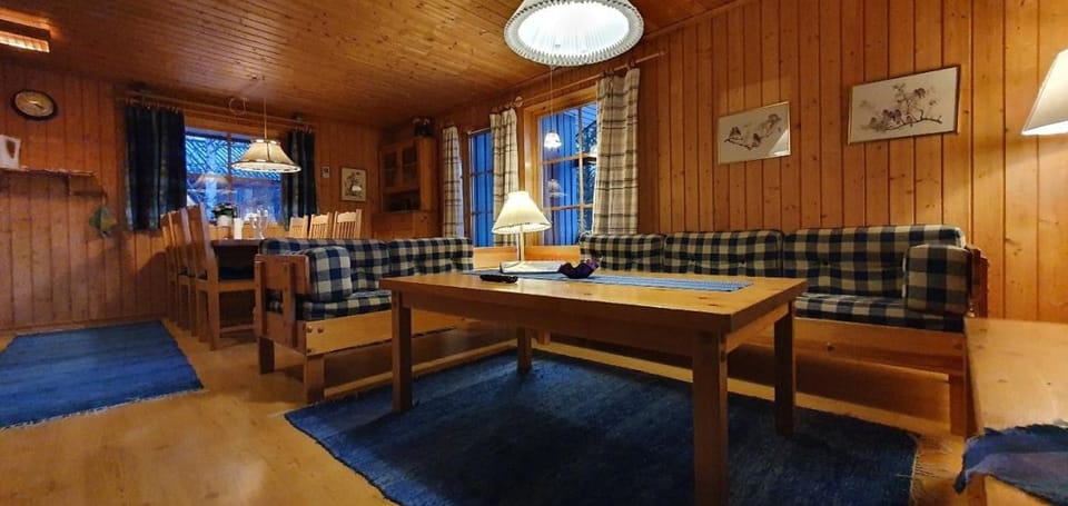 Sauna | Wi-Fi | Terrace | Wood stove | Cable TV House in Sweden