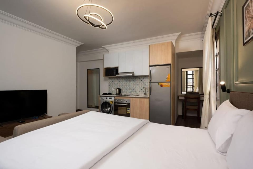 TV and multimedia, Kitchen or kitchenette, oven