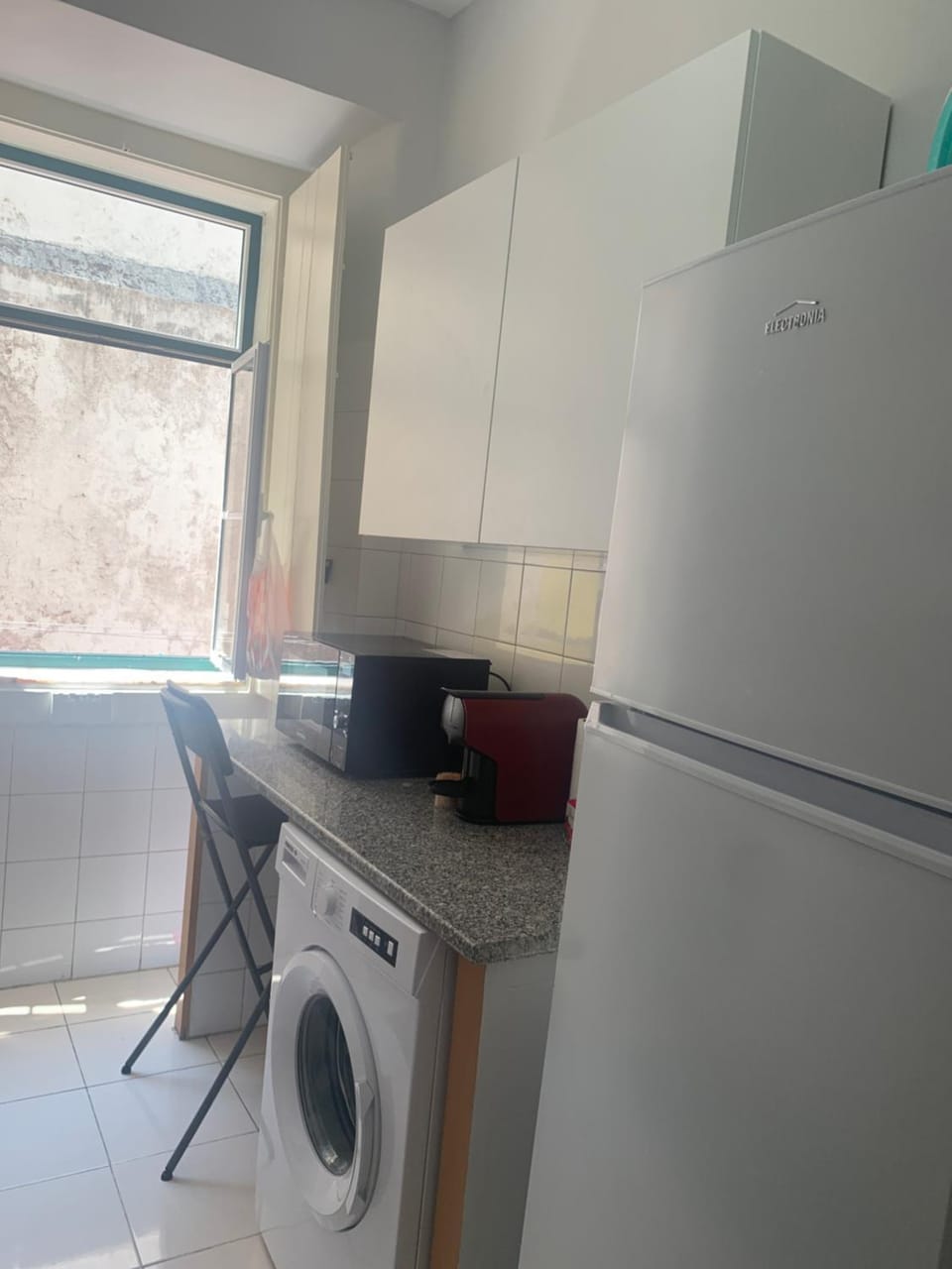 Kitchen or kitchenette, Kitchen or kitchenette