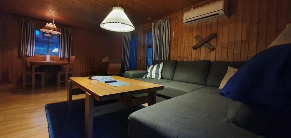 Sauna | Wi-Fi | Terrace | Wood stove | Cable TV House in Sweden