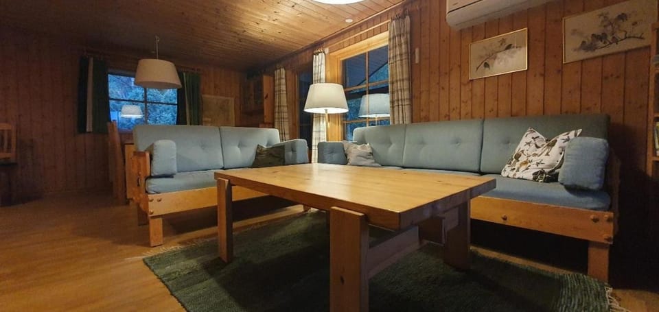 Sauna | Wi-Fi | Terrace | Wood stove | Cable TV House in Sweden