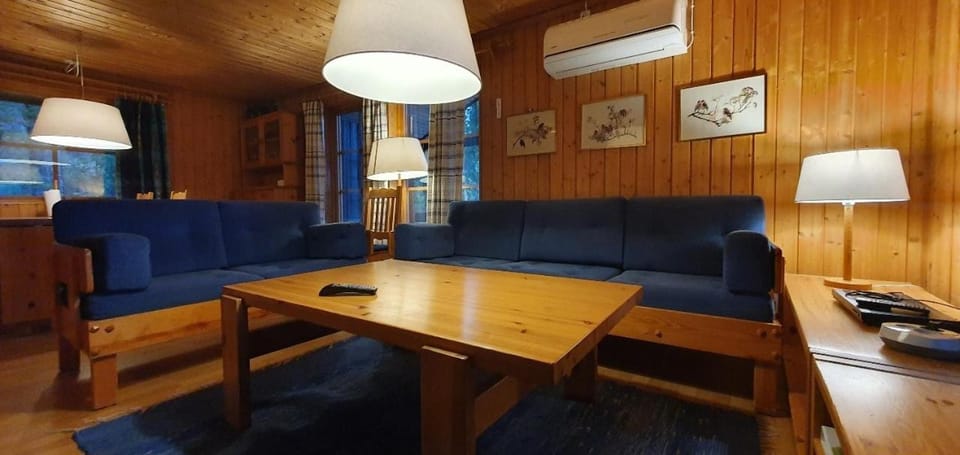 Sauna | Wi-Fi | Terrace | Wood stove | Cable TV House in Sweden