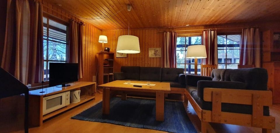 Sauna | Wi-Fi | Terrace | Wood stove | Cable TV House in Sweden