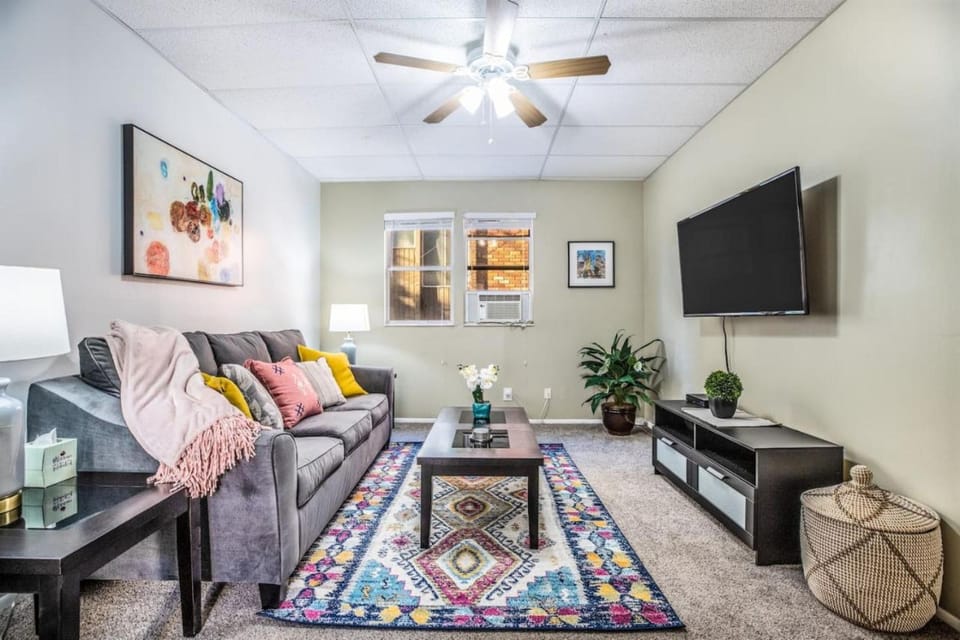 Historic Avenues Apartment Downtown Apartment in Salt Lake City