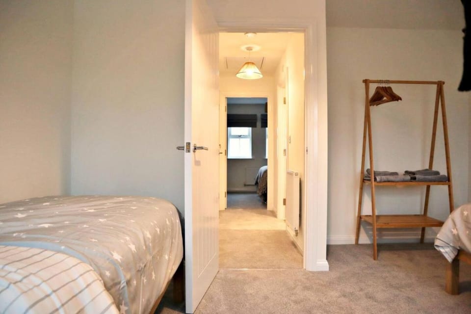 Meadow View, Elm Park House in Exeter