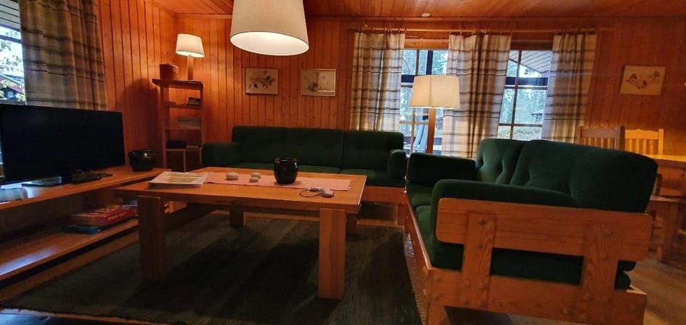 Sauna | Wi-Fi | Terrace | Wood stove | Cable TV House in Sweden