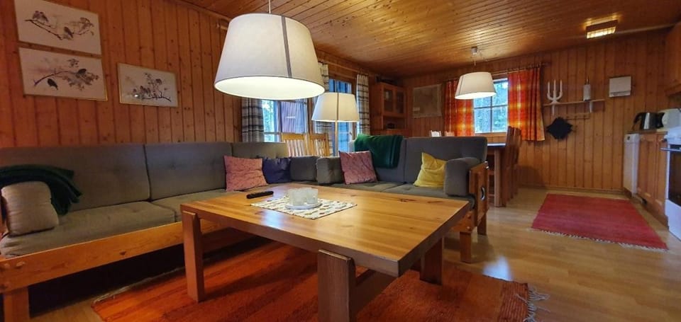 Sauna | Wi-Fi | Terrace | Wood stove | Cable TV House in Sweden