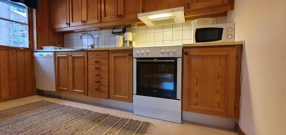 Sauna | Wi-Fi | Terrace | Wood stove | Cable TV House in Sweden