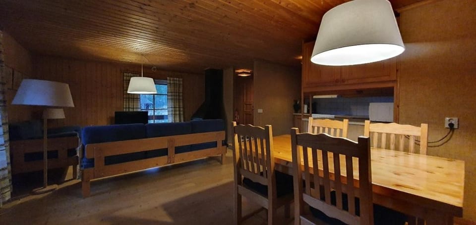 Sauna | Wi-Fi | Terrace | Wood stove | Cable TV House in Sweden
