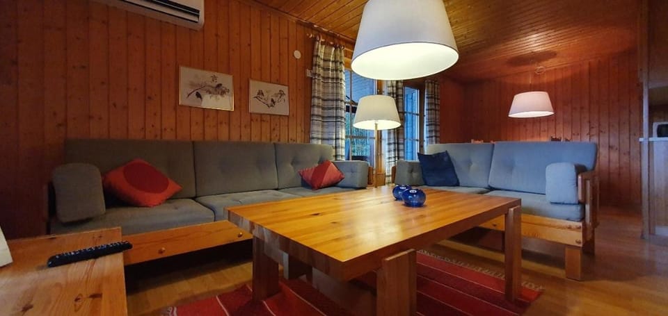 Sauna | Wi-Fi | Terrace | Wood stove | Cable TV House in Sweden