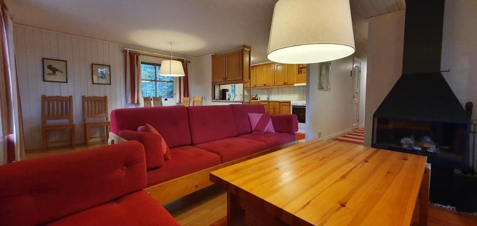Sauna | Wi-Fi | Terrace | Wood stove | Cable TV House in Sweden