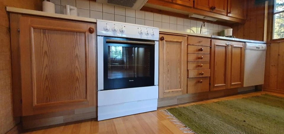 Sauna | Wi-Fi | Terrace | Wood stove | Cable TV House in Sweden