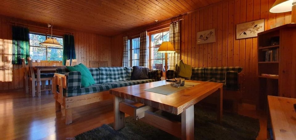 Sauna | Wi-Fi | Terrace | Wood stove | Cable TV House in Sweden