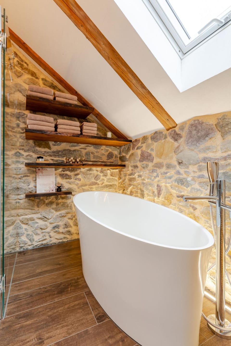 Living on a animal sanctuary House in Zug, Switzerland