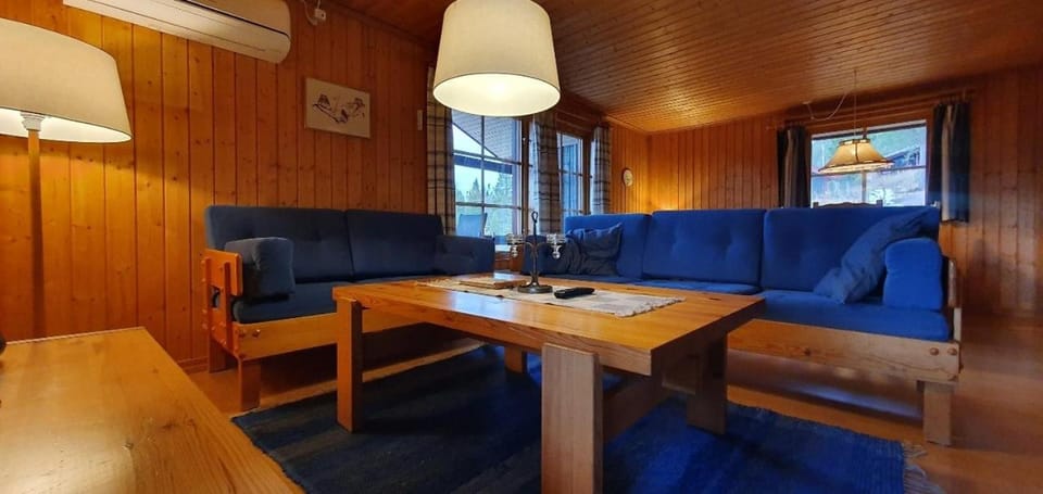 Sauna | Wi-Fi | Terrace | Wood stove | Cable TV House in Sweden