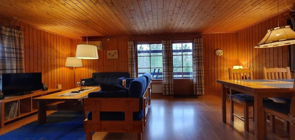 Sauna | Wi-Fi | Terrace | Wood stove | Cable TV House in Sweden