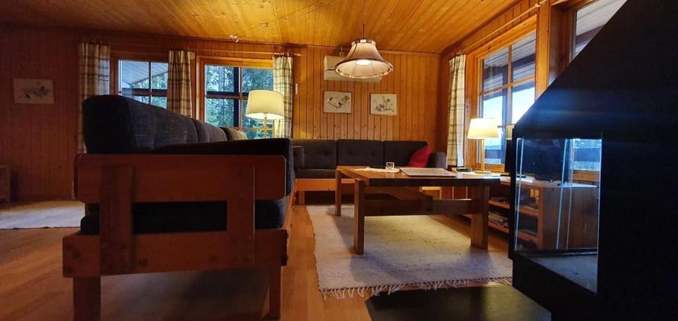 Sauna | Wi-Fi | Terrace | Wood stove | Cable TV House in Sweden
