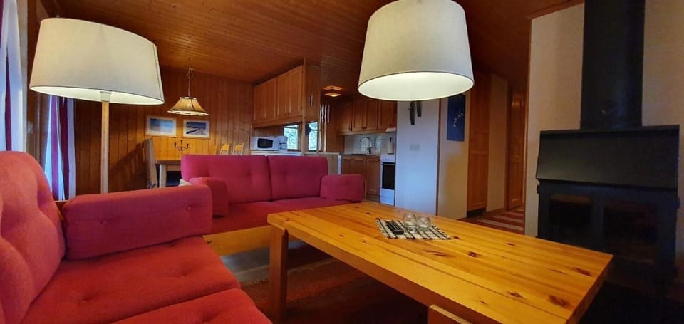 Sauna | Wi-Fi | Terrace | Wood stove | Cable TV House in Sweden