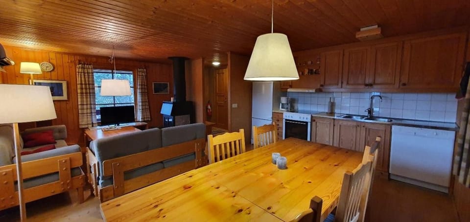 Sauna | Wi-Fi | Terrace | Wood stove | Cable TV House in Sweden