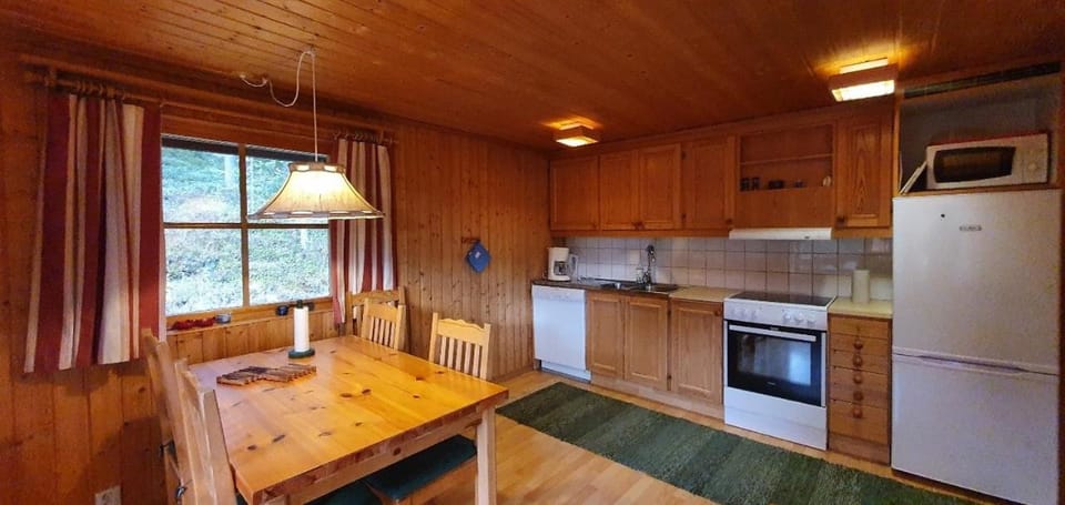 Sauna | Wi-Fi | Terrace | Wood stove | Cable TV House in Sweden