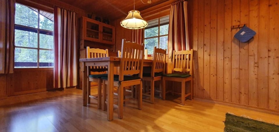 Sauna | Wi-Fi | Terrace | Wood stove | Cable TV House in Sweden