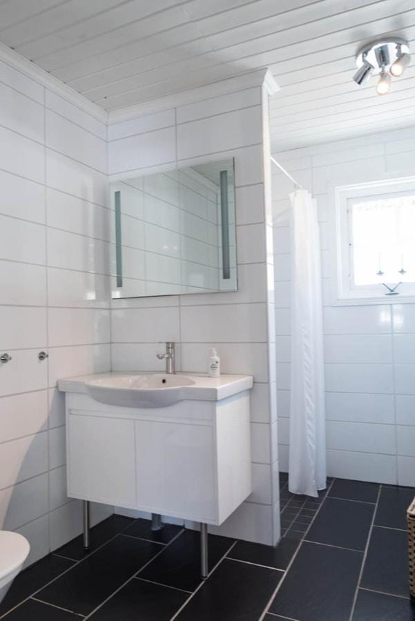 Sauna | Engine heater | Pets allowed | Stove House in Sweden