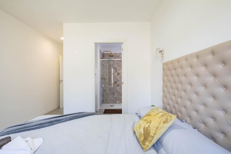 Living room, Bedroom
