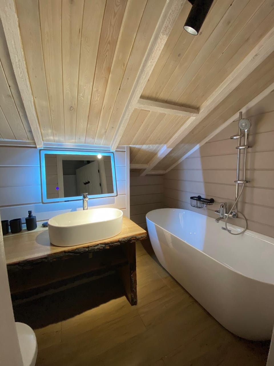 Bathroom, Bath
