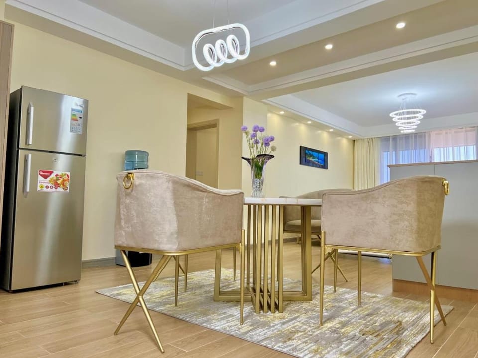 modern hidden gem apartment with heated swimming pool well equipped gym,child play area,ample parking space and amazing scenic views Apartment in Nairobi