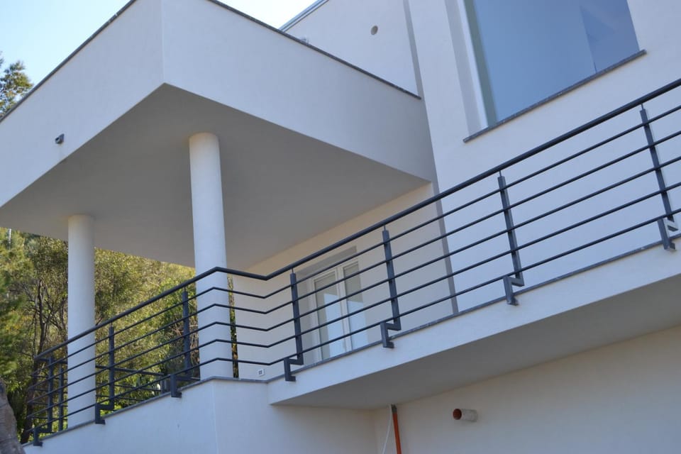 Property building, Balcony/Terrace