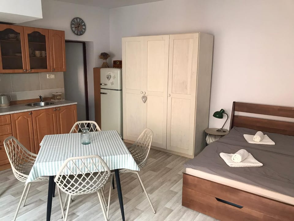 Ubytování u chalupy Vacation rental in South Bohemian Region