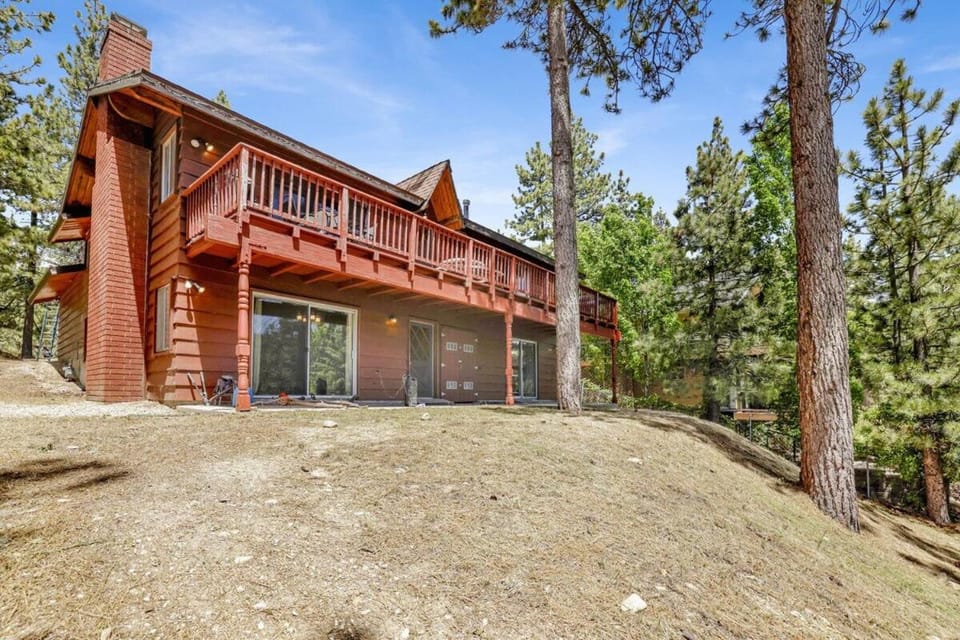 Inspiration Point Retreat by Big Bear Vacations House in Big Bear