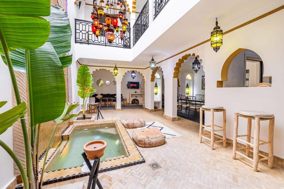 Riad el hana en centre ville rooftop et bassin Villa in Marrakesh