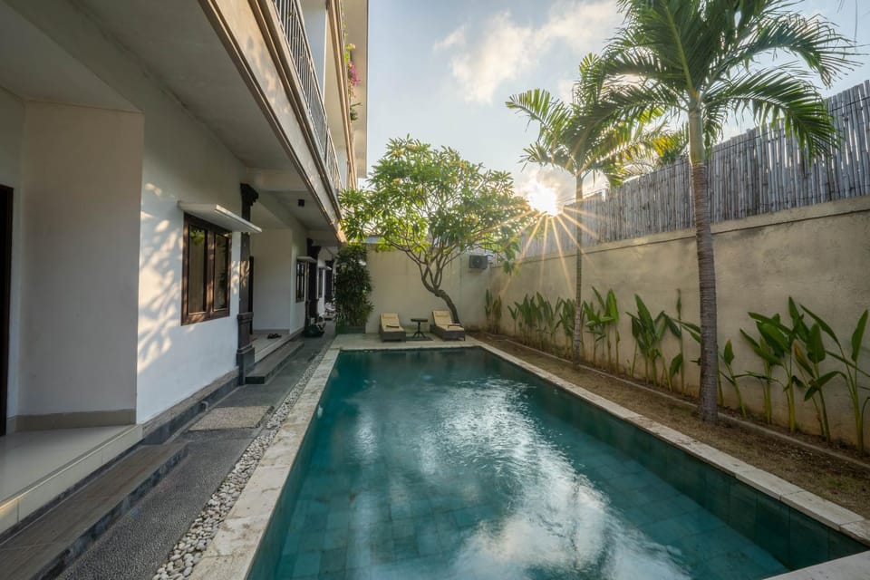 Pool view, Swimming pool