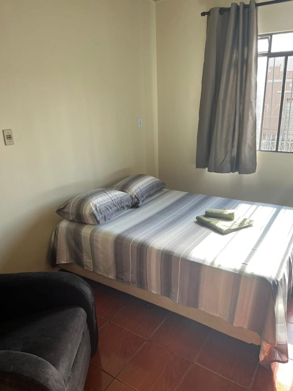 Bed, Photo of the whole room, Bedroom, towels