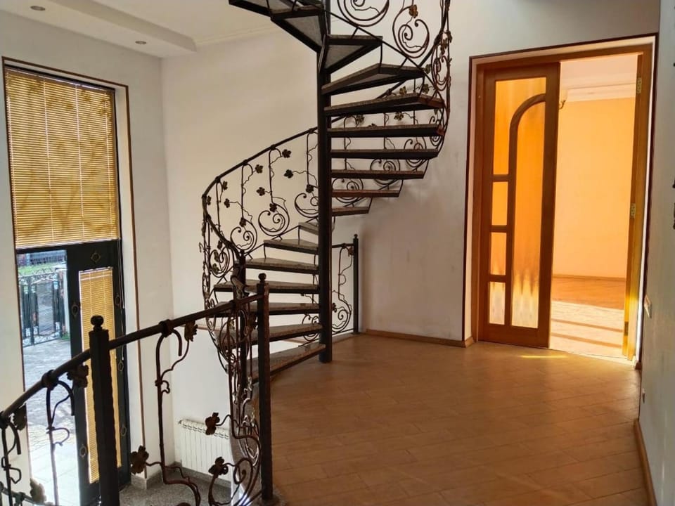 Communal lounge/ TV room, Facade/entrance