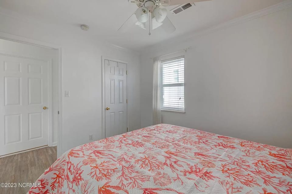 Sandy Lu #1 House in Surf City