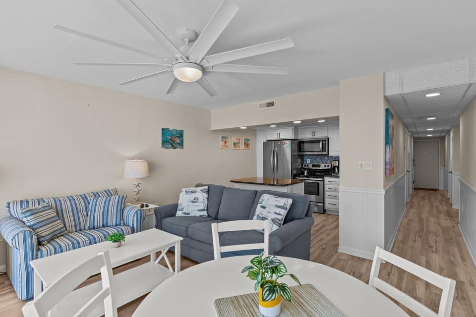 Paradise Towers #104 Apartment in Carolina Beach