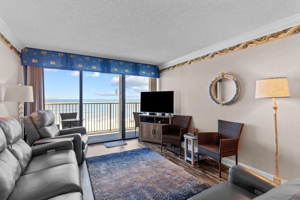 Pelican Watch #405 Apartment in Carolina Beach
