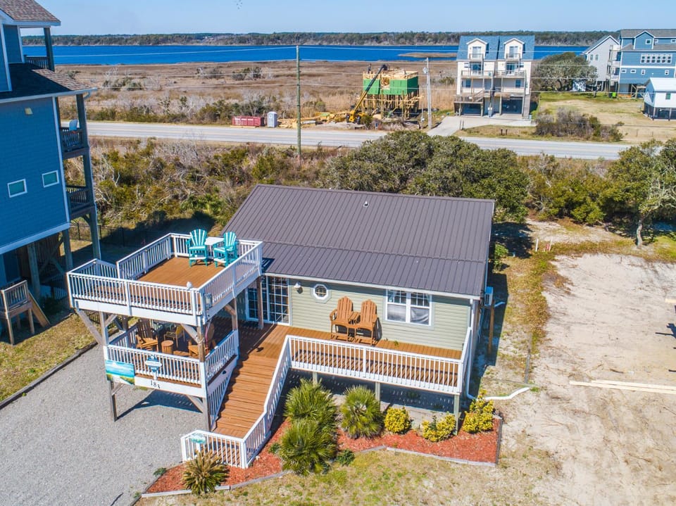 In Good Sands House in North Topsail Beach