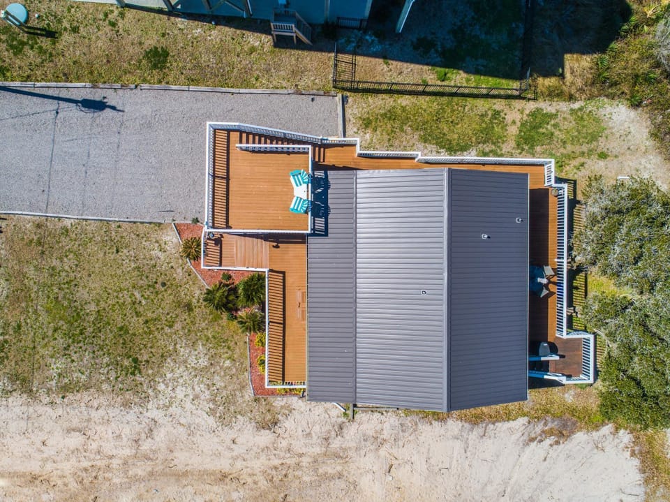 Property building, Bird's eye view, Balcony/Terrace