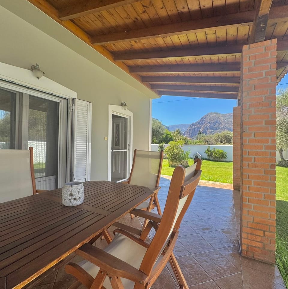 Secret Garden Apartment in Peloponnese, Western Greece and the Ionian