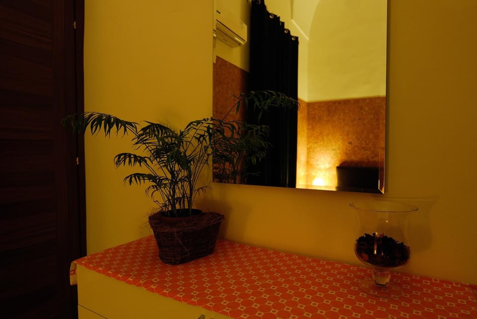 Bed, Decorative detail