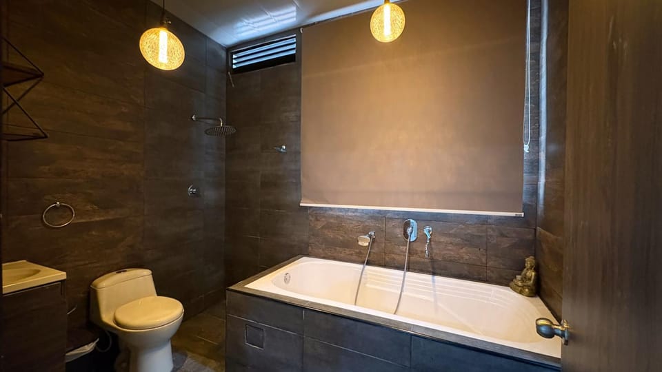 Bathroom, Bath